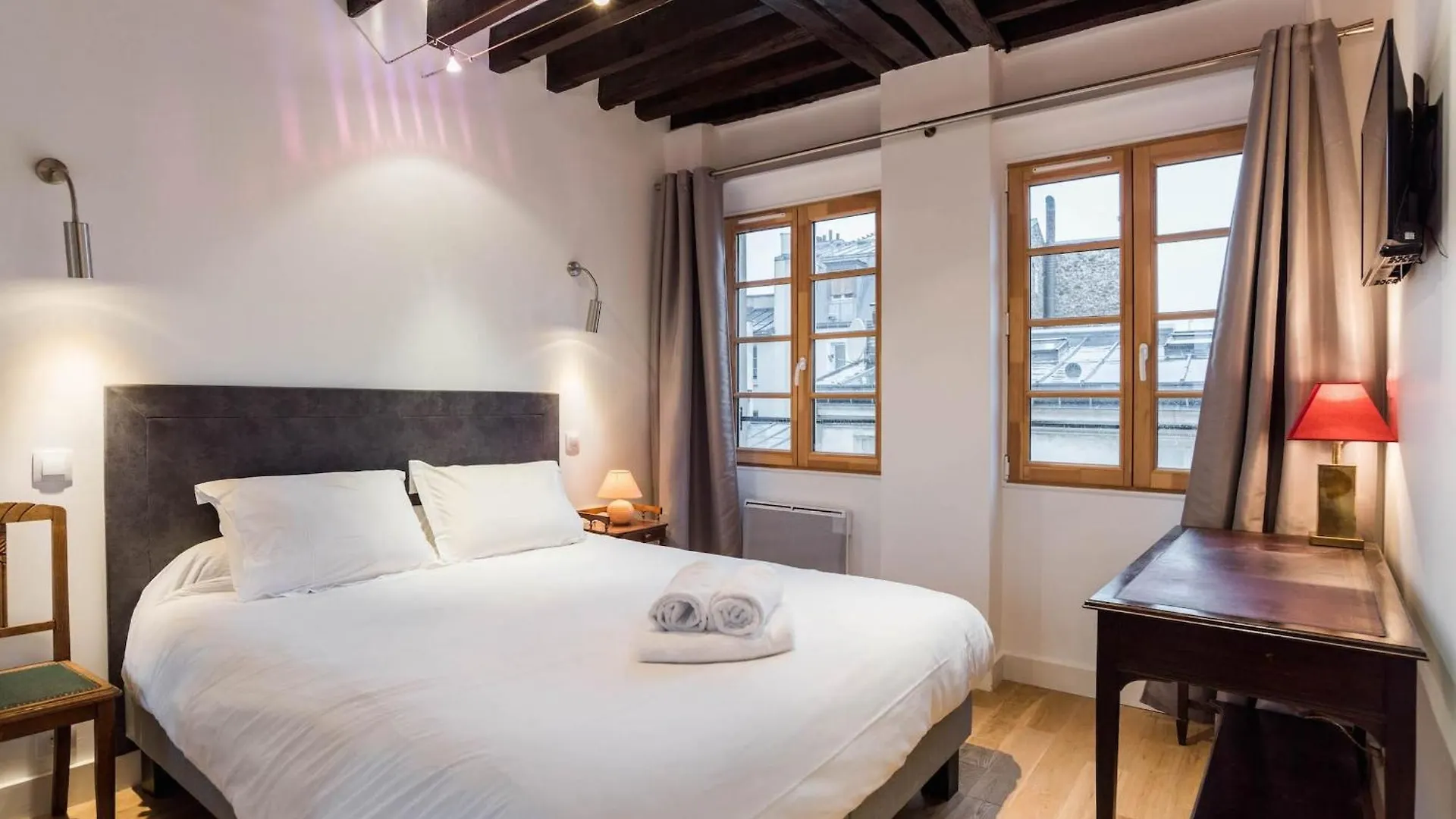 Arts Et 1br Cozy Flat * Paris